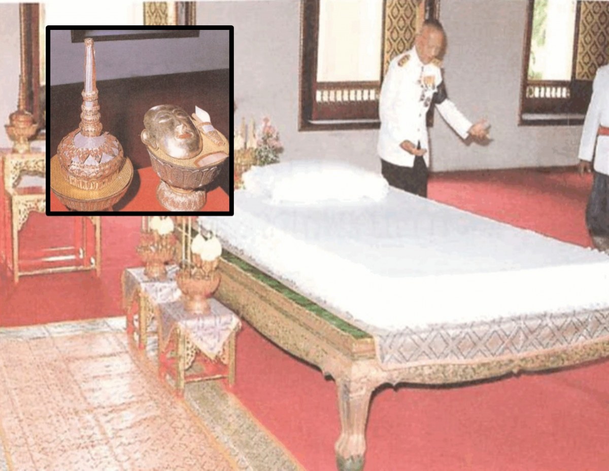 รู้จักพิธีสรงพระศพ ขั้นตอนสำคัญ แห่งโบราณราชประเพณีไทย