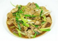 หมูผัดขิงน้ำมันหอย