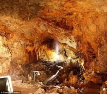 ฮือฮา เชื่อพบถ้ำเทพยมโลกฮาเดสเก่าแก่กว่า 5 พันปี ถล่มฝังผู้คนตายทั้งเป็น 