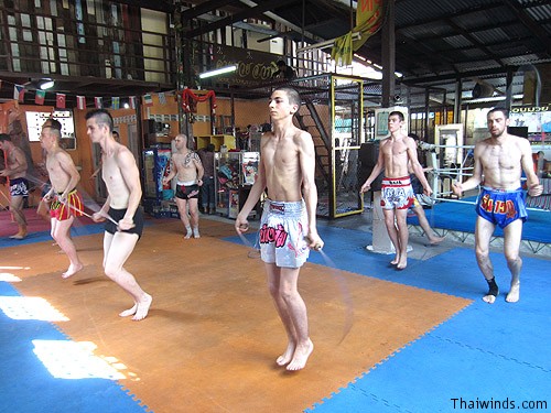 มวยไทยแรง!?! ต่างชาติฮิต เที่ยวเมืองไทย ดูมวยไทย…เรียนมวยไทย
