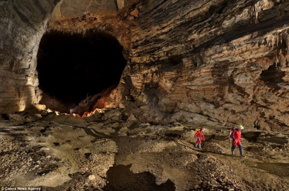 ถ้ำเอ๋อหวังตง (Er Wang Dong Cave) ถ้ำมหัศจรรย์แห่งเมืองจีน