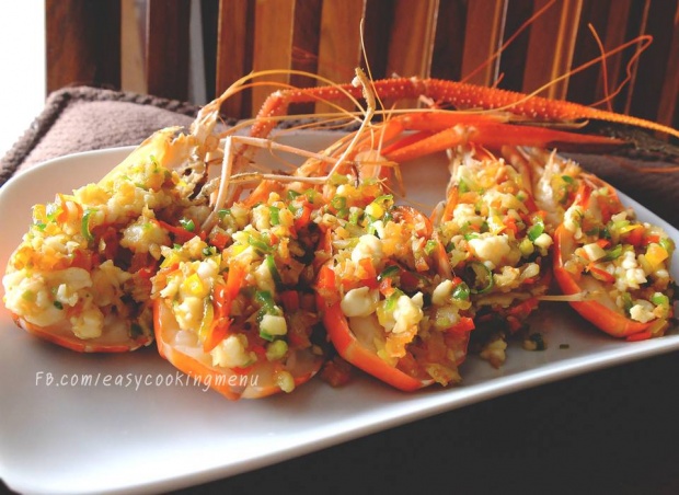 กุ้งแม่น้ำผัดพริกเกลือ