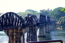 เที่ยวสะพานข้ามแม่น้ำแคว สะพานประวัติศาสตร์เมืองกาญจน์