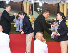 ในหลวง พระราชทานเหรียญรางวัลฯพระราชินี ทรงรับเหรียญทอง