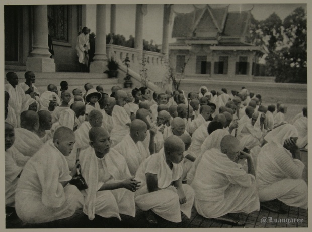 ธรรมเนียมว่าด้วย “การโกนผมไว้ทุกข์ทั้งแผ่นดิน” 