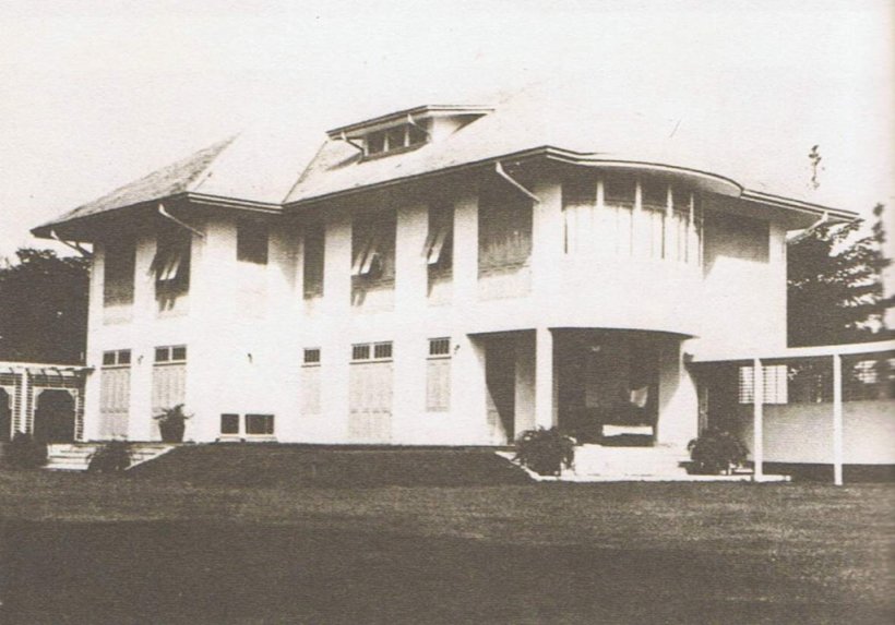 ทำไมต้องชื่อ ถนนวิทยุ ตำนานที่คนกรุงฯ ส่วนใหญ่ยังไม่รู้!